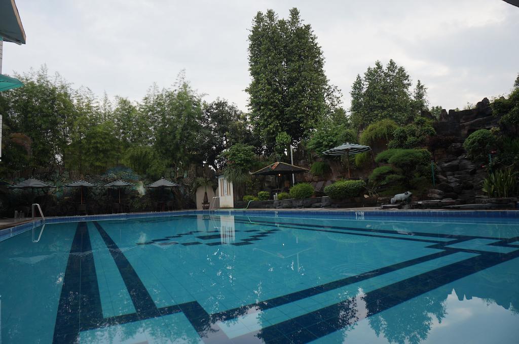 Hotel Matahari Jogjakarta Buitenkant foto